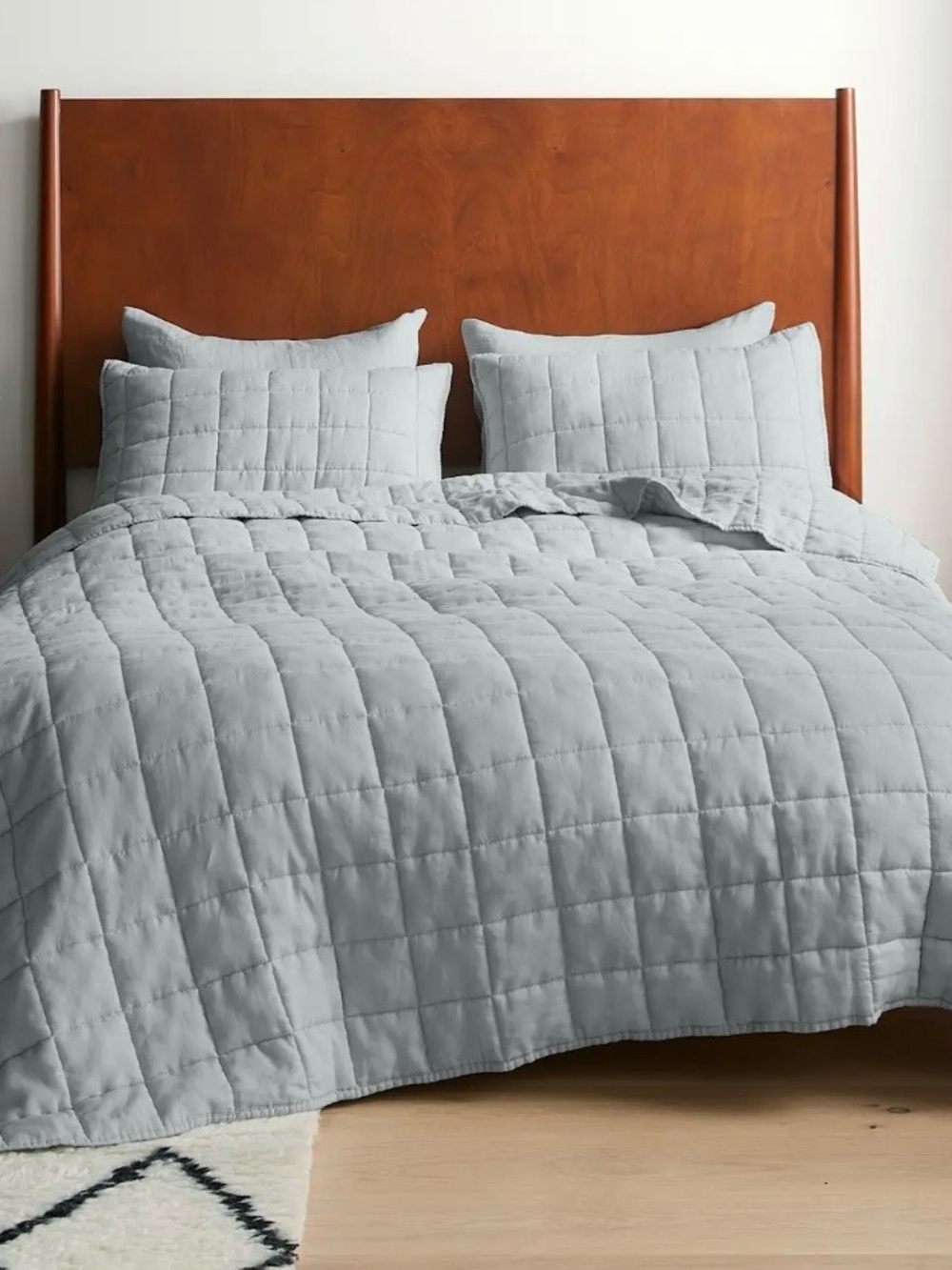 Quince Full/Queen Mist Linen Quilt